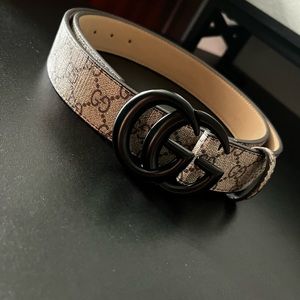 Gucci belt